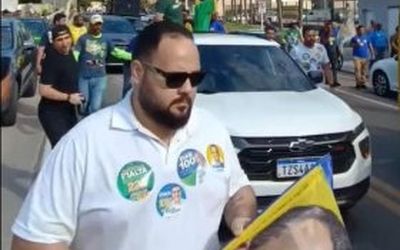 Pagos para trabalhar na Prefeitura de Vitória, servidores comissionados vão às ruas na hora do expediente fazer campanha para Pazolini