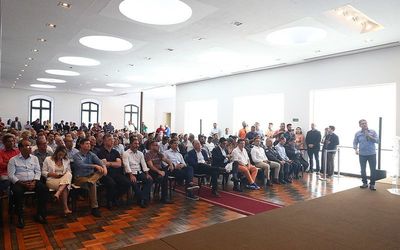 Deputados acompanham lançamento do pacotão de investimentos do Governo do Estado em 32 municípios capixabas