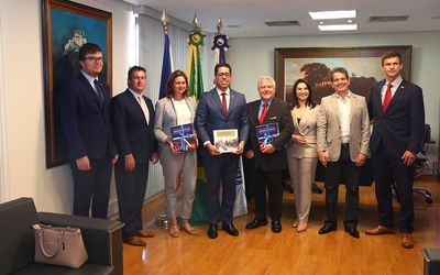 Assembleia Legislativa do Espírito Santo recebe comitiva da República Tcheca