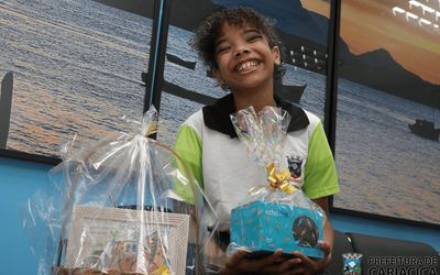Orgulho de Cariacica, Anna, 10 anos, é destaque em concurso nacional de redação e desenho