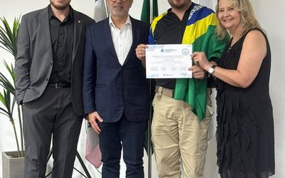 Armandinho Fontoura ganha reconhecimento por transparência e aproximação com a população em Vitória