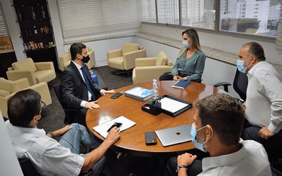 Financiamentos para a indústria: Bandes e Findes reforçam parceria