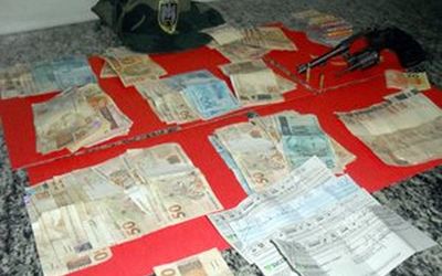 Policial militar de folga prende assaltante e recupera mais de R$ 18 mil em Cachoeiro