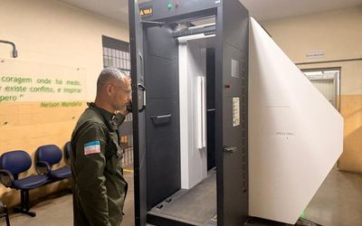 Unidades prisionais capixabas começam a receber bodyscans e raios X de última geração
