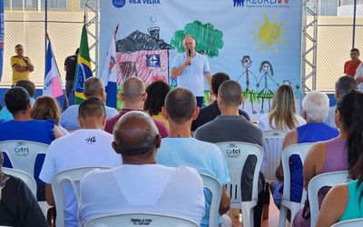 Governador inaugura quadra e visita obras de macrodrenagem em Vila Velha