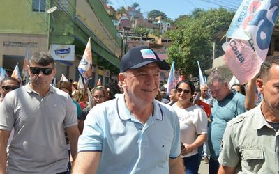 Apontado em pesquisas como o melhor governador do País, Casagrande recebe carinho da população da Grande São Pedro