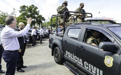 Euclério Sampaio agradece ao governador por entregar 52 novas viaturas à Polícia Civil e elogia ‘Estado Presente’ por queda histórica no número de homicídios