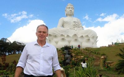 Governador participa da inauguração do monumento Grande Buda de Ibiraçu