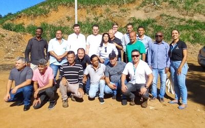Presidente da Cesan e prefeito de Vitória visitam obras de saneamento na Capital