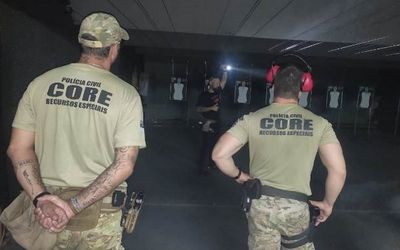 Policiais da Core participam de curso com técnicas de tiro em baixa luminosidade