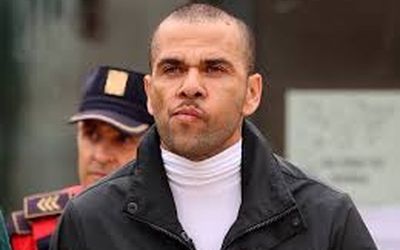 Justiça da Espanha põe em dúvida palavra da vítima e anula condenação de Daniel Alves por estupro