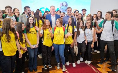 Governador fala em ‘emprego, melhoria da renda, dignidade e oportunidade’ no lançamento do CNH Social 2025