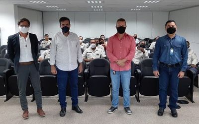 Agentes de Trânsito de Cariacica começam a utilizar talonário eletrônico