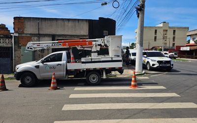 Polícia Civil e EDP flagram furto de energia elétrica em fábrica de gelo e bar na Serra