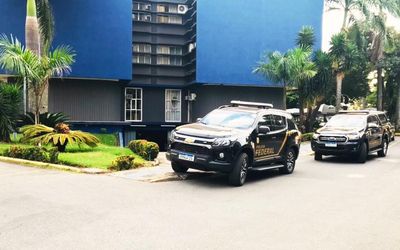 Morador de Vila Velha é alvo de operação da Polícia Federal por associação criminosa, lavagem de dinheiro e criação de documentos falsos