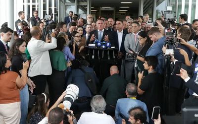 Após virar réu, Bolsonaro nega decreto de golpe de Estado e critica Alexandre de Moraes