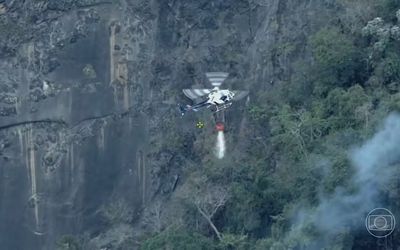 Jornal Nacional mostra o trabalho das equipes do Notaer no combate a incêndios no Espírito Santo