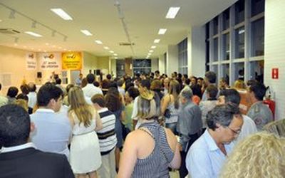 Mais de 500 pessoas prestigiam lançamento do livro dos coronéis Júlio Cezar e Costa