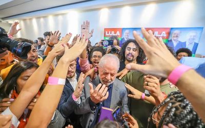 Aprovação de Lula cresce e alcança melhor índice em 2024; e 66% concordam com críticas do Presidente à política de juros do Banco Central