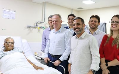 Hospital Central de Vitória passa a fazer até 48 cirurgias de quadril por mês, anuncia governador