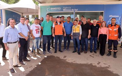 ‘Estamos ao lado do povo de Mimoso do Sul’, afirma governador em nova visita ao município castigado pelas chuvas