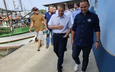Terminal Pesqueiro no Espírito Santo é referência para o País, afirma ministro da Pesca