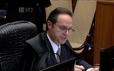 Aumento da pena em um terço exige apenas que furto tenha ocorrido durante repouso noturno