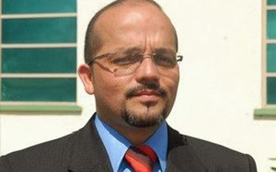 EXCLUSIVO : Colombiano acusado de corrupção no Iases usa "laranjas" e volta a receber dinheiro do Estado para cuidar de adolescentes viciados em drogas