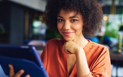Dez mil vagas em cursos on-line de graça e exclusivos para mulheres no Espírito Santo