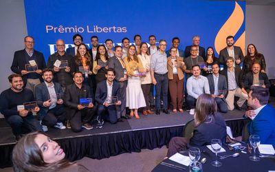 Leonardo Monjardim é homenageado pela direção nacional do Novo entre vereadores de destaque do Brasil