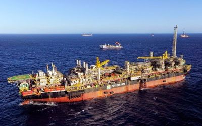 Funcionário da Petrobras relata momentos de tensão e medo que tomam conta de trabalhadores de plataforma instalada na costa capixaba: P-58 está fundeada sob o gás da morte