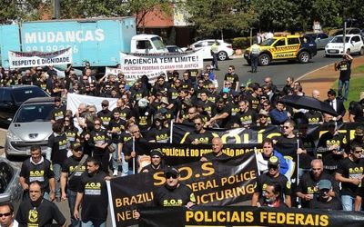 Governo publica Medida Provisória que reestrutura a carreira de policiais federais e dá reajuste de 15,8% à categoria