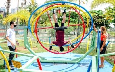 Visitas guiadas estão de volta à Praça da Ciência, em Vitória