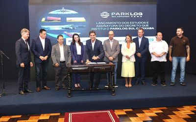 Governador assina decreto e lança estudos do ParkLog Sul Capixaba