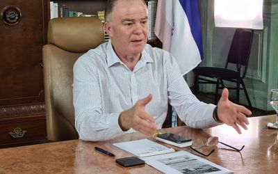 Governador assina convênios para construção de novas unidades escolares em Vitória