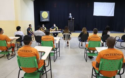 Estado abre primeira turma Pronatec voltada ao sistema prisional capixaba