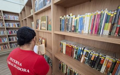 Projeto Remição pela Leitura atende 700 internos em 21 unidades prisionais do Estado