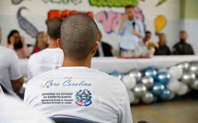 Governo do Estado abre primeiro Centro Estadual de Idiomas da Educação em Prisões