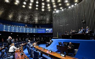 Senado aprova penas mais severas para violência sexual digital contra menores