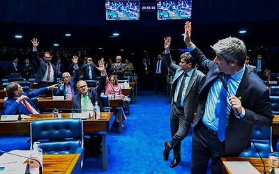Senado aprova PL Antifacção com penas que podem chegar a 120 anos