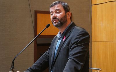 Secretário faz prestação de contas na Assembleia Legislativa e anuncia a ampliação de serviços na área da Saúde capixaba