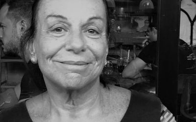 Morre Sônia Carneiro, jornalista pioneira na cobertura política, aos 74 anos