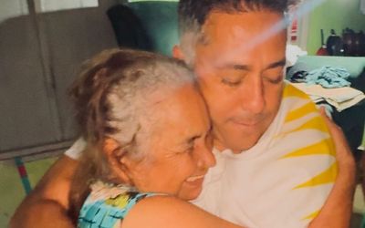 Reeleito, prefeito Vander Enfermeiro mostra seu carisma com o povo de Itarana