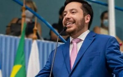 Armandinho é absolvido pela acusação de falsidade ideológica e denunciação caluniosa ao se passar por "Doutora Laura"