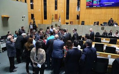 Cúpula da Polícia Civil ignora lei sancionada por Hartung e resiste em lançar edital para a contratação de policiais aposentados