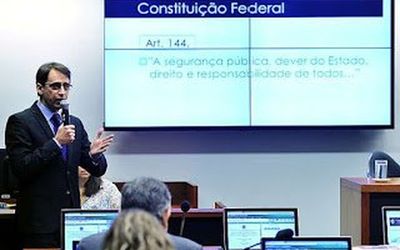 Ex-coordenador do Estado Presente, delegado de Polícia Federal reprova revogação do Estatuto do Desarmamento em debate na Câmara dos Deputados