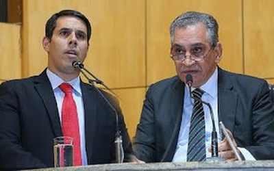 PROPOSTA, QUE PREVÊ PAGAMENTO DE 40% DE INSALUBRIDADE A POLICIAIS, LEVA TAMBÉM ASSINATURA DE ENIVALDO DOS ANJOS: Amaro Neto apresenta projeto INCONSTITUCIONAL para fazer média com a polícia
