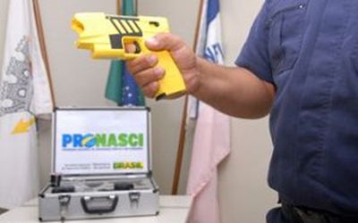 Prefeitura regulamenta uso de armas não letais para guardas municipais em Vitória