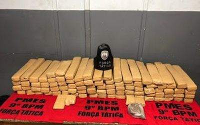 UM DELES JÁ FOI CONDENADO POR TRÁFICO E OUTRO POR USO: Juíza chama de “afoita” atitude de policiais militares e solta dois suspeitos de tráfico presos com 79 quilos de maconha no Espírito Santo