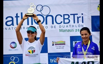 ESCRIVÃ SUPERATLETA DA POLÍCIA CIVIL DO ESPÍRITO SANTO SE PREPARA PARA MUNDIAL NOS EUA E AUSTRÁLIA: Carolina Sardinha é campeã Brasileira de Triatlon e Duathlon